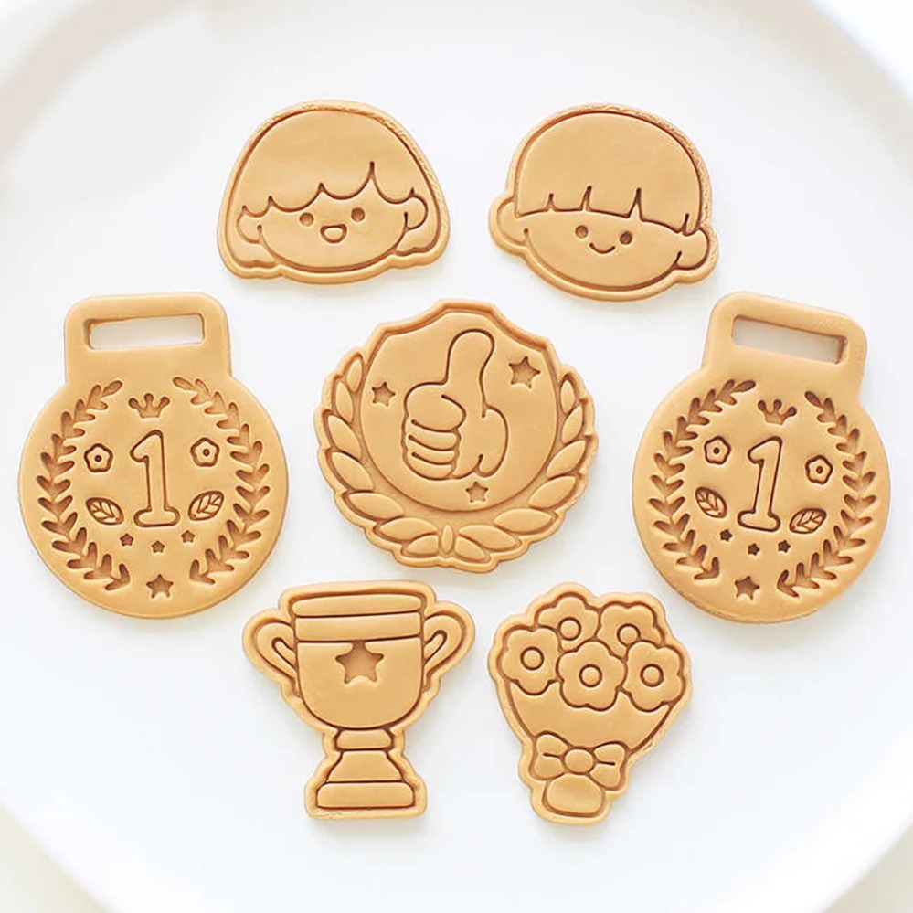 Medals Trophies Cookie Cutters - огляд і ціна Kitchen Appliances For Baking